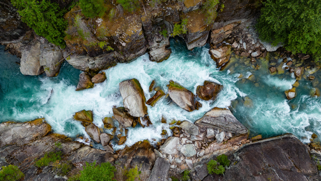 Smart Technologies Plugging Water Network Leaks